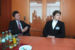 Foto vom Gespräch der Stipendiaten im Bundeskanzleramt, 11 k