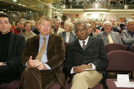 Foto von Dr. Axel Kowald, Wissenschaftsminister Lutz Stratmann und Prof. Dr. Lloyd Demetrius bei der Eröffnungsveranstaltung 2005, 33 k