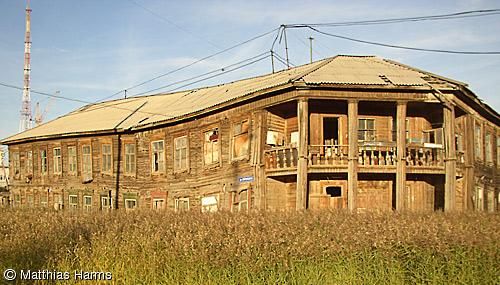Foto eines traditionellen russischen Holzhauses, 42k