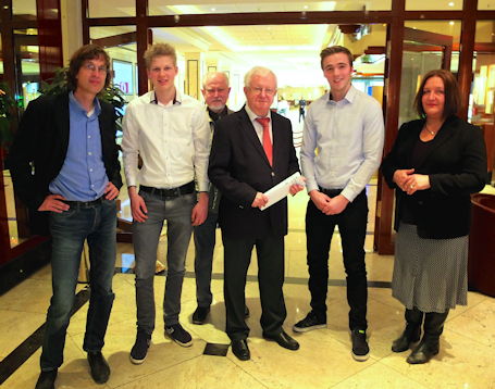 Foto von Prof. Dr. Jens Krause, Aurelian Schumacher, Wolfgang Völckner, Dr. Rudolf Seiters, Knut Hinrichs und Claudia Groen, 47 k