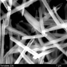 Nanotubes unter dem Rasterelektronen-Mikroskop, 11k