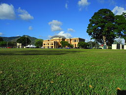 Ansicht der University of the West Indies, 18 k